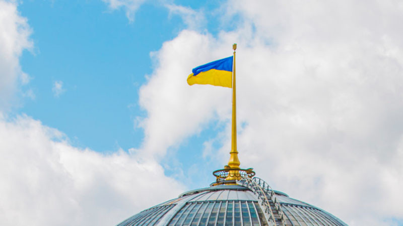 Върховната Рада продължи военното положение и всеобщата мобилизация в Украйна до януари
