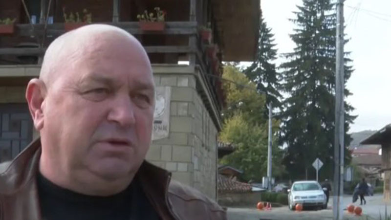 Кметът на Градец: Няма да стане работата с гласуването с машини, хората не идват