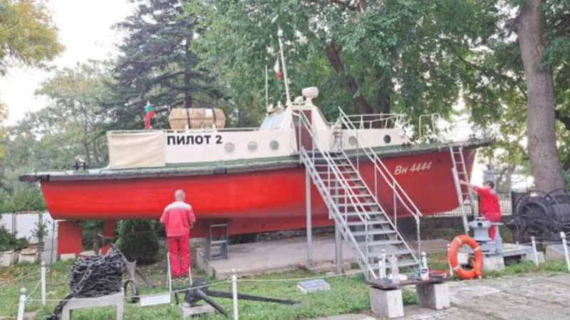 Реновираха катера "Пилот 2" във Военноморския музей във Варна