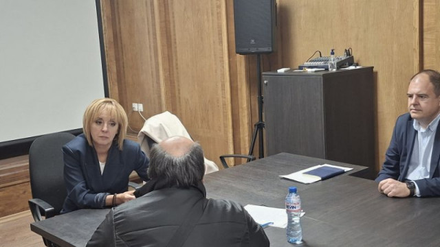 Ръст в сигналите до Манолова за нарушения при онлайн пазаруване