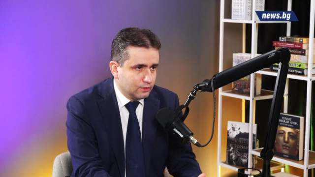 Божидар Божанов: МС агитира за Йотова в нарушение на закона - ЦИК да реагира незабавно!