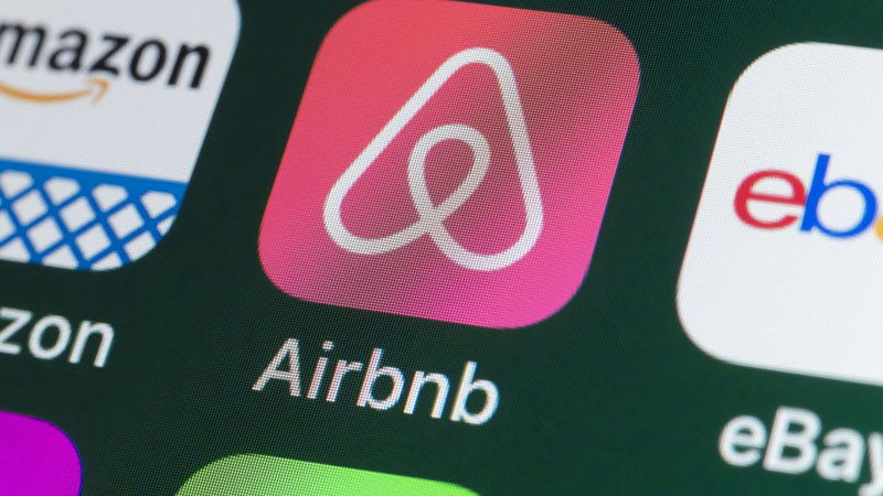 Airbnb промени правилата си за домакинска работа при напускане – и домакините са бесни