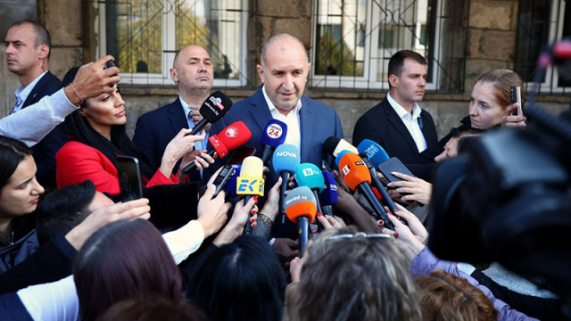 Кабинетът премахна атакувани от опозицията публикации с изказване на Радев
