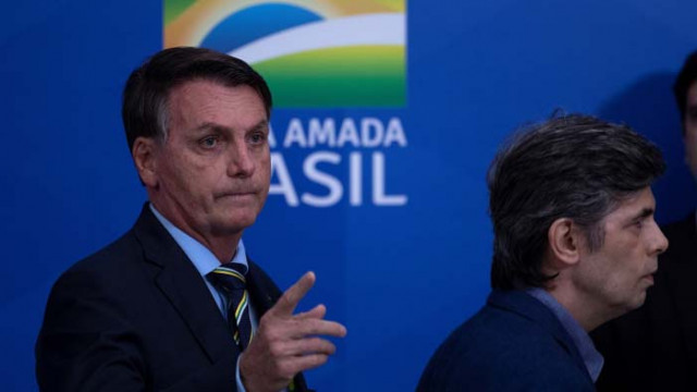 Погват Болсонару и за секстормоз над малолетни