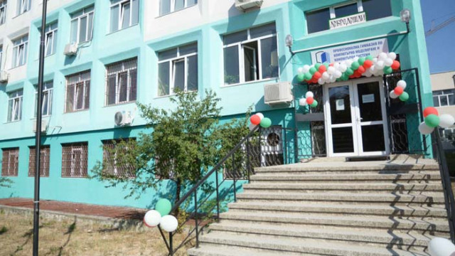 Във Варна учебната година започна и за новата IT-гимназия