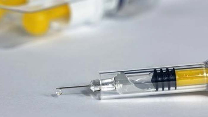 Германски министър: Не по-рано от 2021 г. да има достъпна ваксина срещу COVID-19