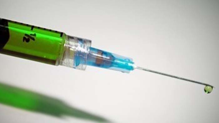 Китай очаква да е готов с ваксина срещу COVID-19 през ноември