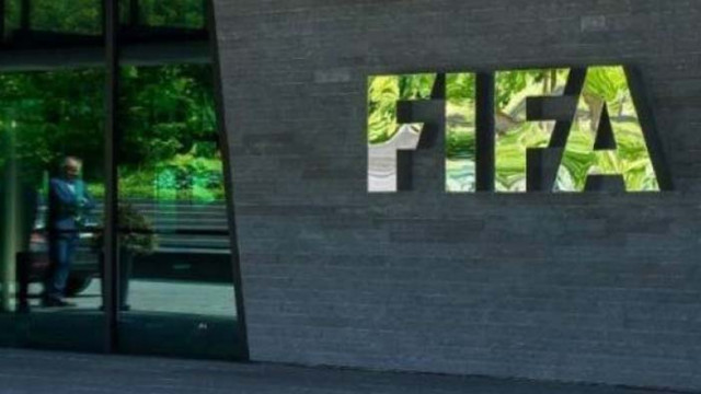 От ФИФА: Клубният футбол губи 1/3 от стойността си заради COVID-19
