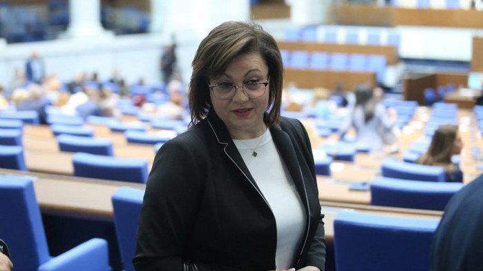 Ананиев помоли Нинова да се готви преди да говори от трибуната за финанси