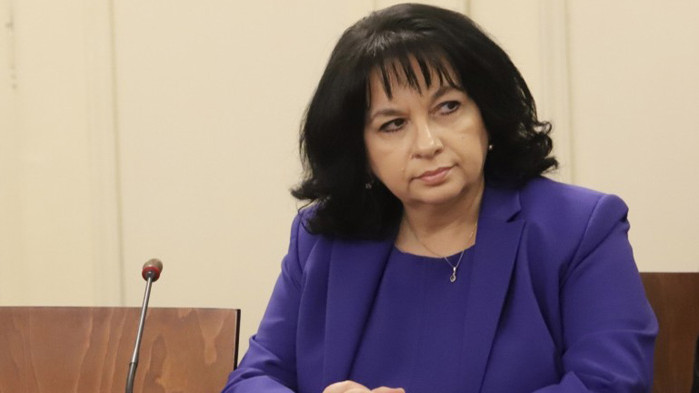 Министър Петкова: Лицензиите за АЕЦ "Белене" са валидни