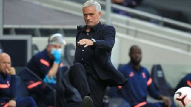 Моуриньо се похвали с подарък от България