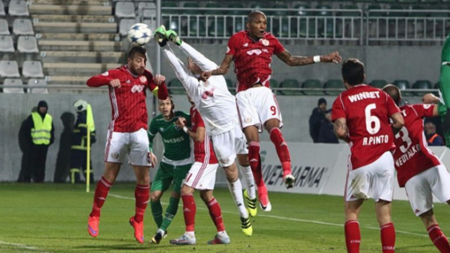 "Червените" посрещат "орлите" тази вечер от 20:30