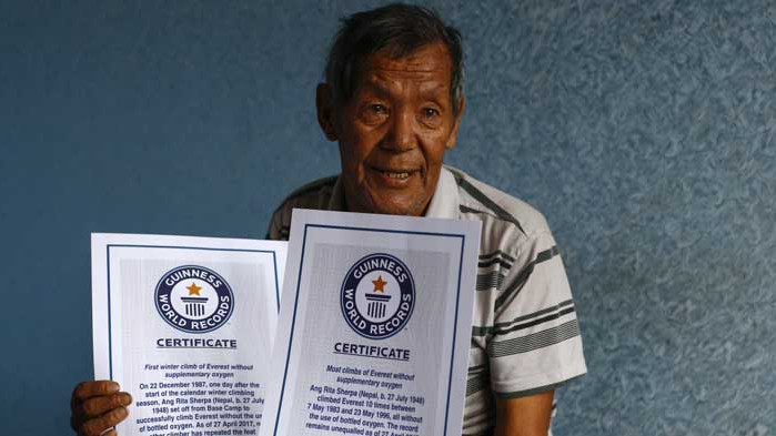 Легендата на Еверест Анг Рита почина на 72 години