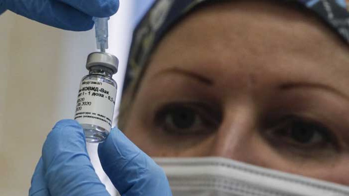 Русия регистрира втора потенциална ваксина срещу COVID-19 до 15 октомври