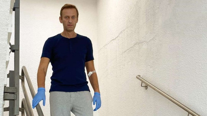 Навални е изписан от болницата