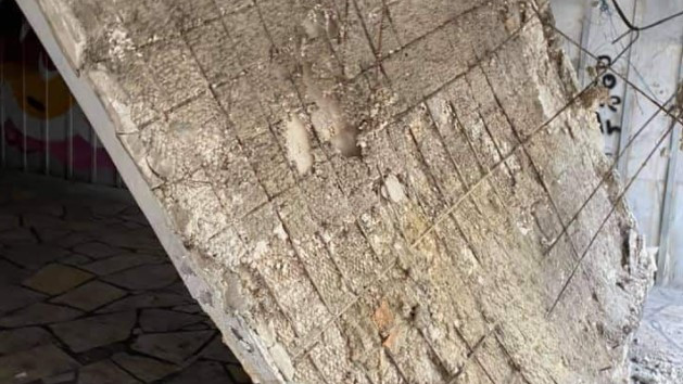 Предстои ремонт на подлеза до Делфинариума, чийто таван се срути тази сутрин