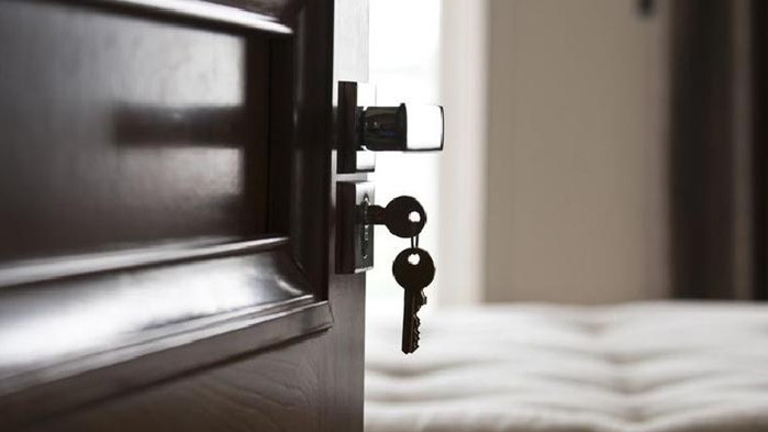 Близо 65% спад на нощувките през юли отчитат хотелиерите във Варненско
