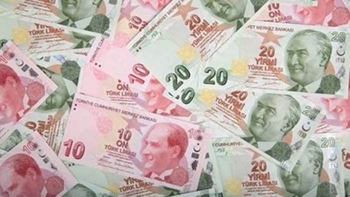 Турската лира се посъвзе след решението на централната банка да вдигне лихвените проценти
