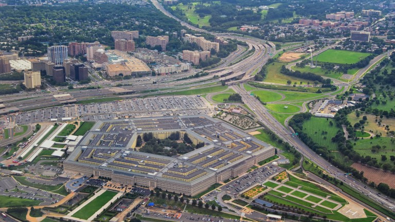 В Пентагона притеснени, Тръмп може да хвърли армията срещу американците