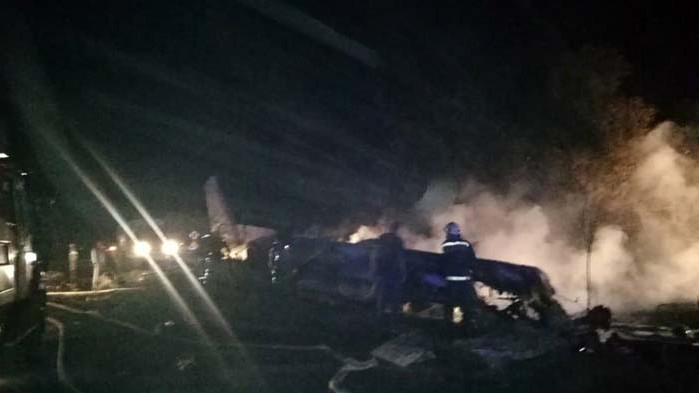 25 са жертвите на самолетната катастрофа в Украйна