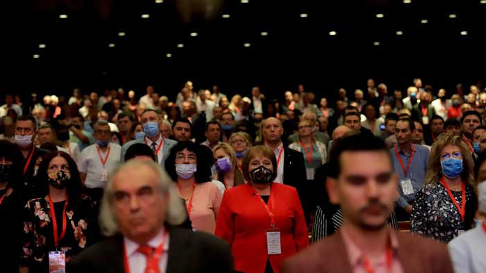 Нинова: БСП е единствената нелидерска партия в България