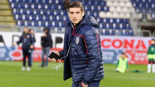 Десподов e в групата на Каляри срещу Лацио