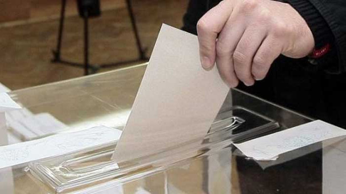 1000 лева глоба за член на СИК, гласувал два пъти на изборите за Европейски парламент