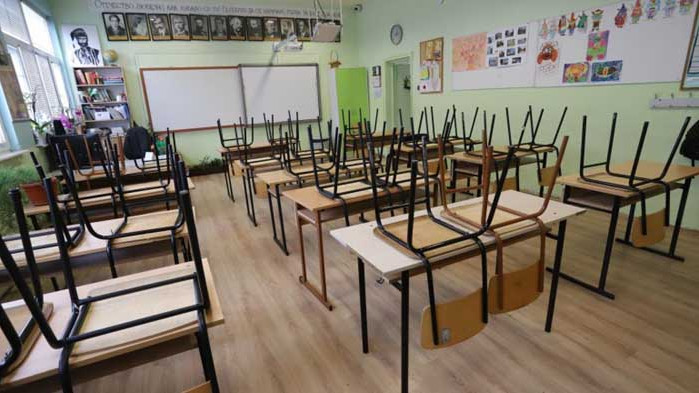 Ученик с коронавирус и в 119-о училище в София