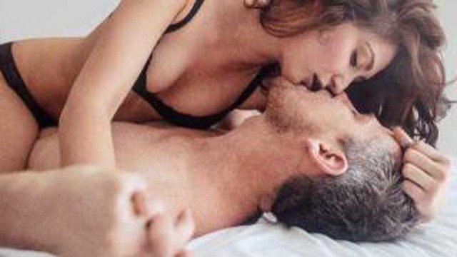 Ползите от секса с по-възрастен мъж