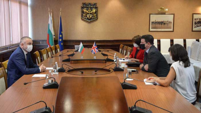 Кметът на Варна Иван Портних се срещна с посланика на Великобритания