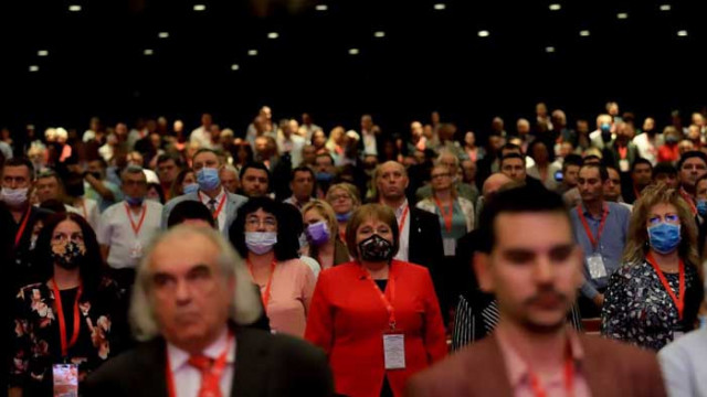 Групата на БСП се разцепи: Шестима напускат ПГ, някои - и партията