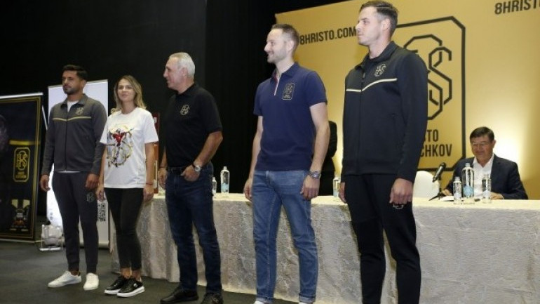 Христо Стоичков направи голям фурор