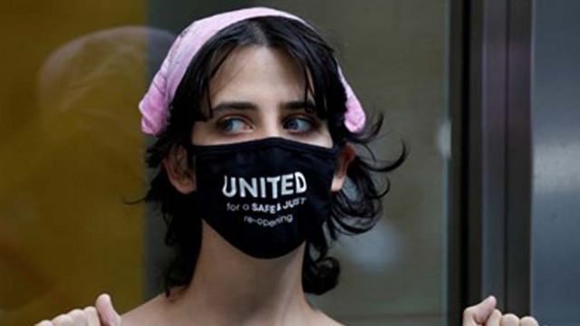 Маските за лице – успешна изолация от вируса, докато чакаме ваксина