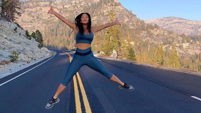 Новите секси снимки на Никол Шерцингер