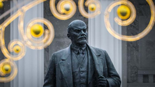 Все още няма решение за погребението на Ленин