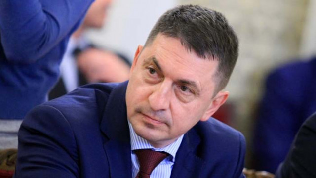 Вътрешният министър: Издирват се още лица от групата за рекет, имотни измами и наркотици
