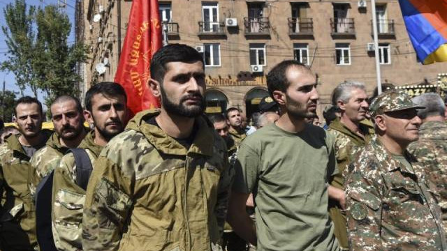 Сепаратистите: Конфликтът за Нагорни Карабах е изселил половината от населението му