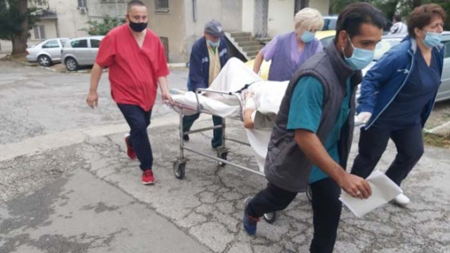 Катастрофата край Лесово: Решават дали да оставят в ареста шофьора на ТИР-а