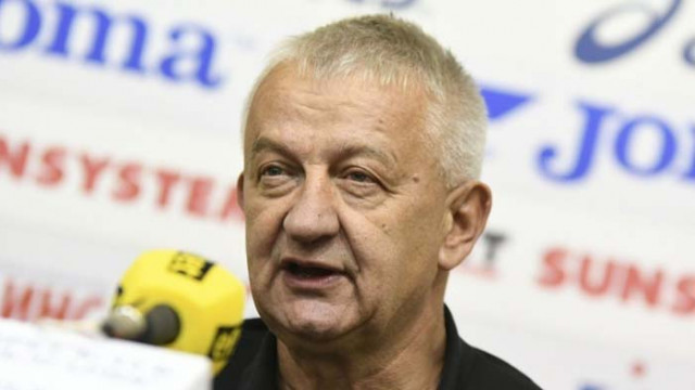 Крушарски: Защо да не останем първи до края на годината?