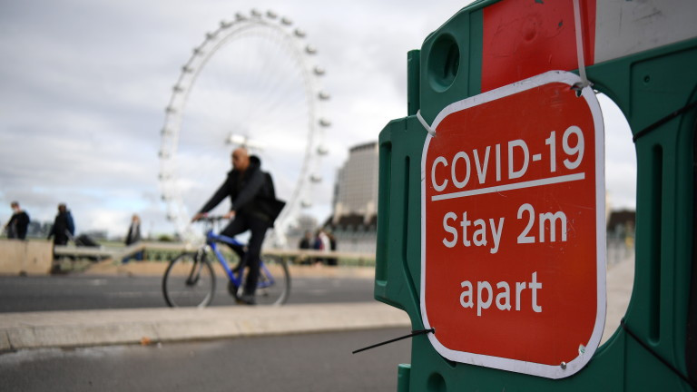 Лондон затегна ограниченията срещу коронавируса