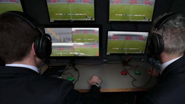 Петър Петров разкри подробности около въвеждането на ВАР