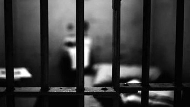 Арестуваха двама, измамили италианец със 7200 фалшиви евро