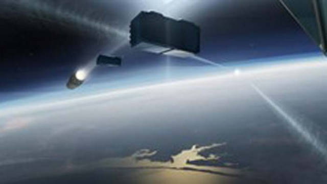 Стар руски спътник и част от китайска ракета едва не се сблъскаха в космоса