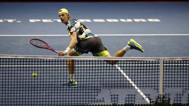 Шаповалов срази Вавринка в Санкт Петербург