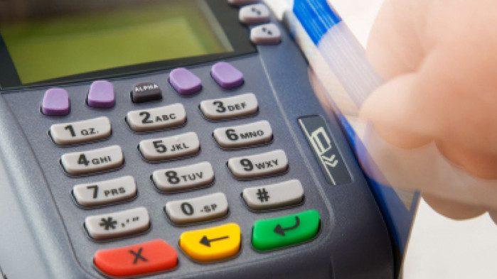 Арестуваха варненец откраднал банкова карта