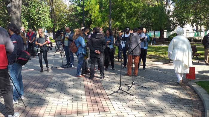 Във Варна откриха паметник на Махатма Ганди