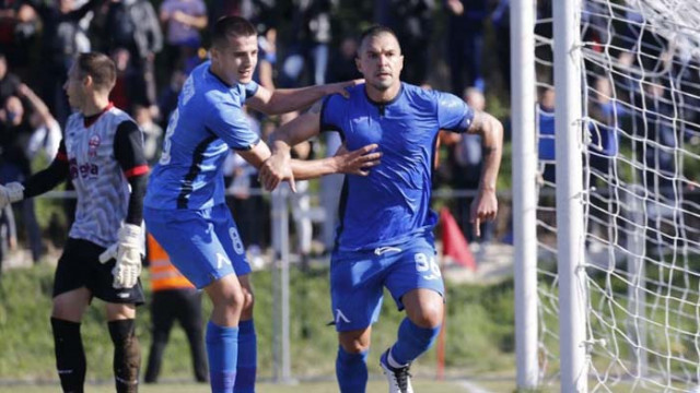 Левски продължава за Купата на България след победа в Червен бряг