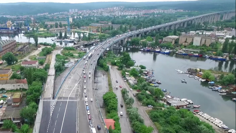 Експерти за Аспаруховия мост във Варна: Дефектите са по външния вид, мостът е в добро състояние