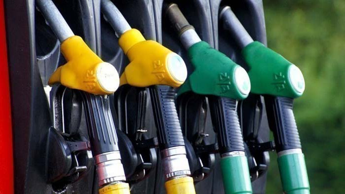 Първите държавни бензиностанции могат да заработят през март догодина
