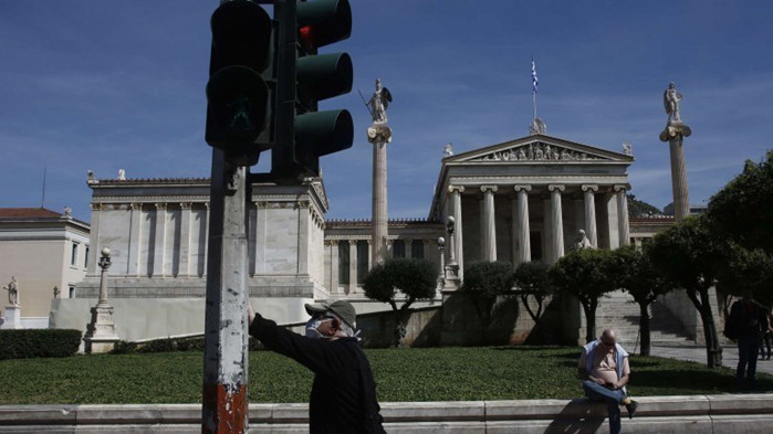 Гърция въвежда допълнителни мерки, включително вечерен час в Атина и Солун